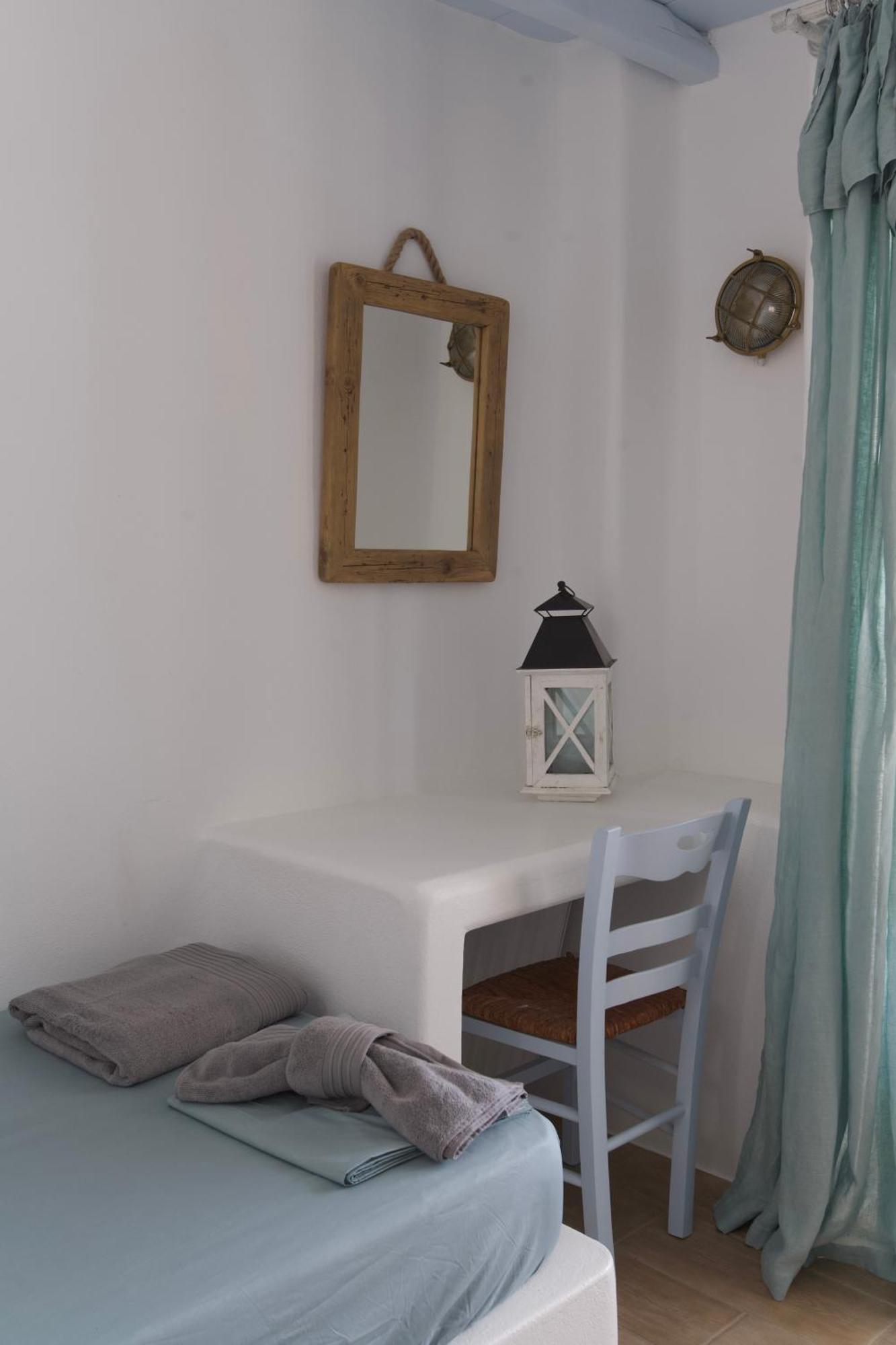 Villa Rossi Paros Luxury Apartments And Suites دريوس الغرفة الصورة